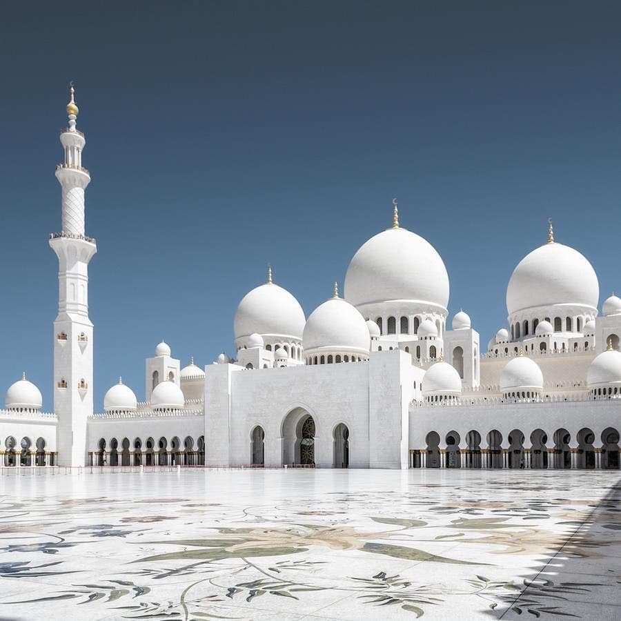 Limousine transfer to Sheikh Zayed Grand Mosque, Abu Dhabi